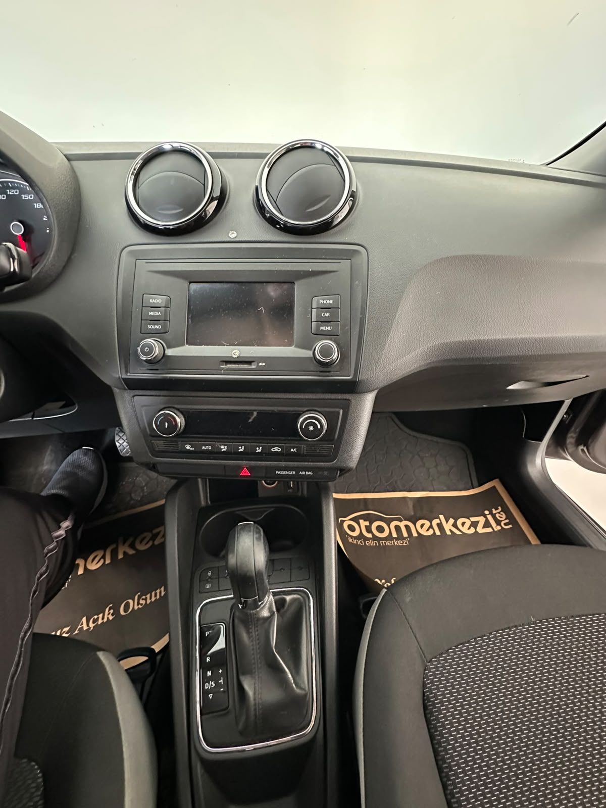 SEAT IBIZA 39